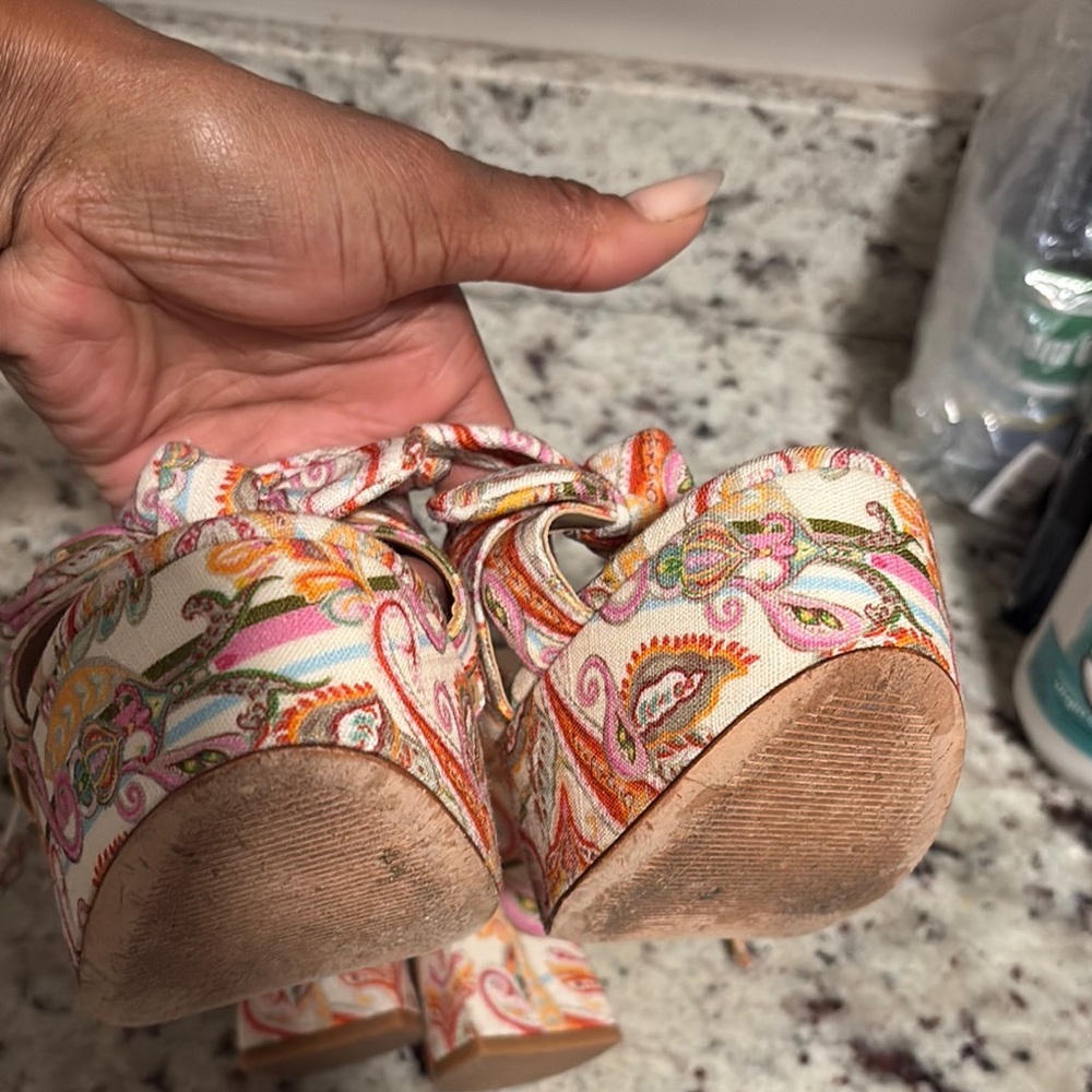 ANTONIO MELANI Pink and Orange Floral Platform Heels - Picture 5 of 8